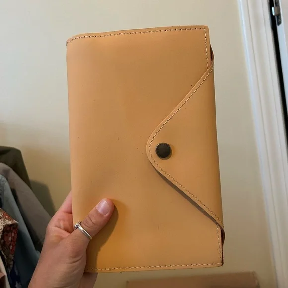 Portland leather Mamey peach color snap journal large - Picture 3 of 7